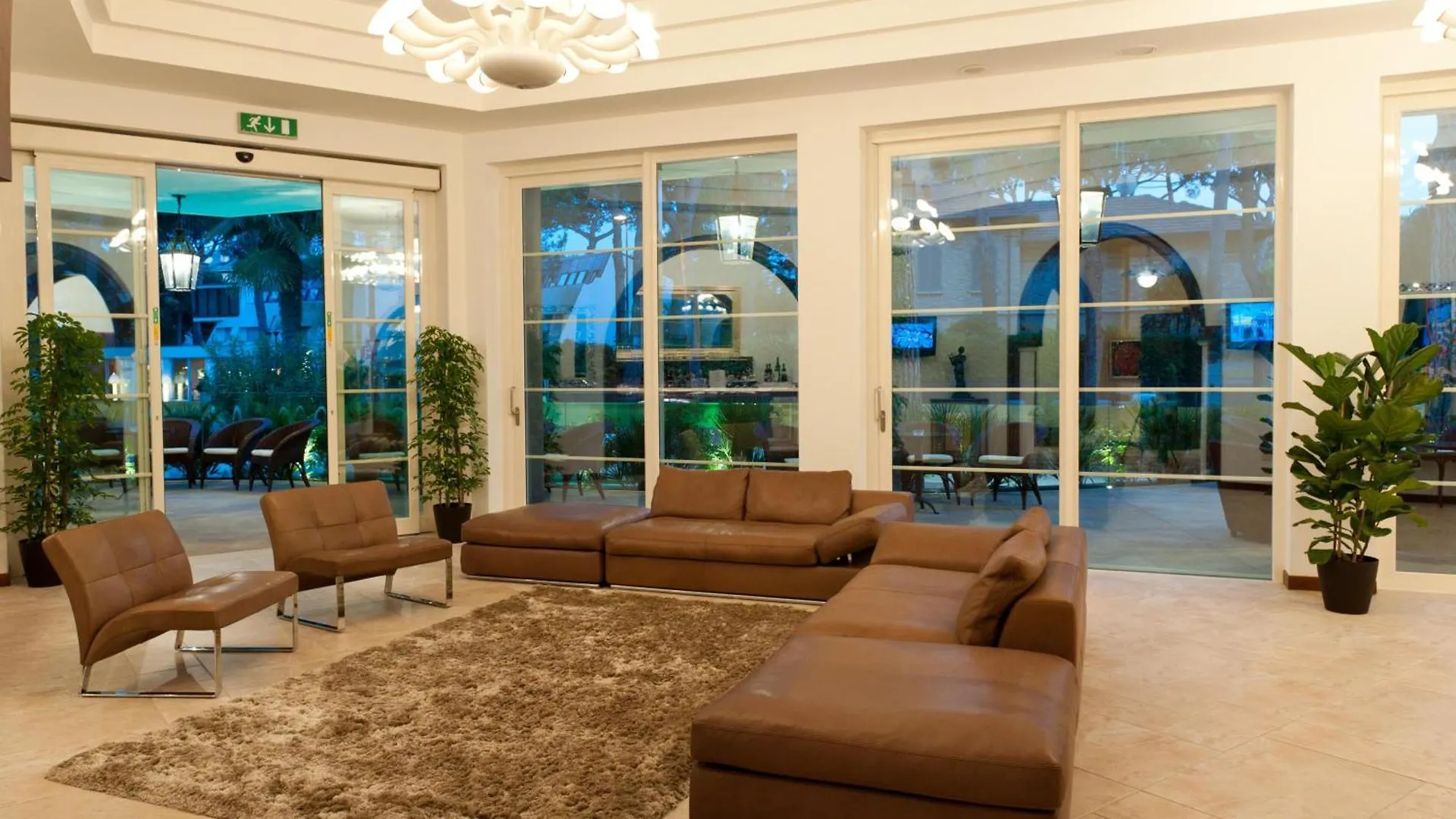 Hotel Belvedere Milano Marittima 4*,  Italy